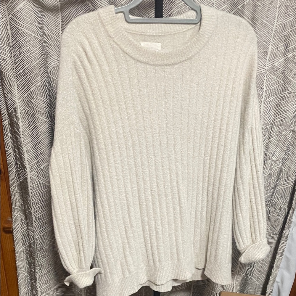 Aerie Off-White Ribbed Crew Neck Sweater